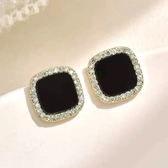 Jewelry - Rhinestone Geo Stud Earrings Golden Black Square